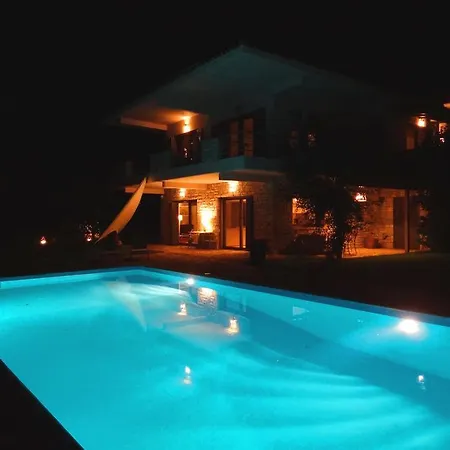 Vila Villas Art 1 Skaloma